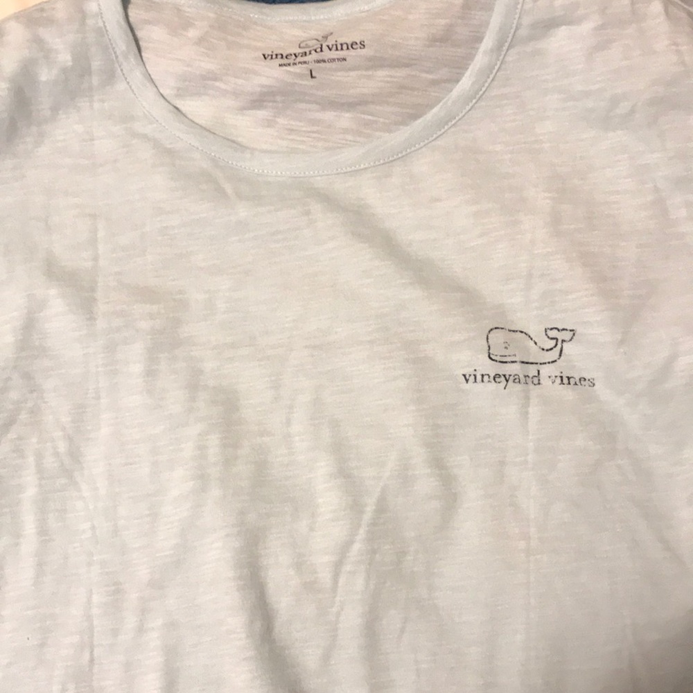 NWOT women’s long sleeve vineyard vines shirt